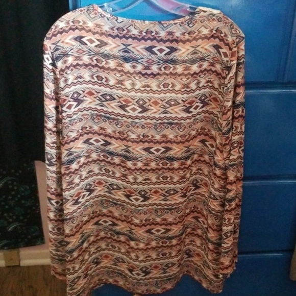 3/$18 Long Leggings Top - Picture 2 of 3